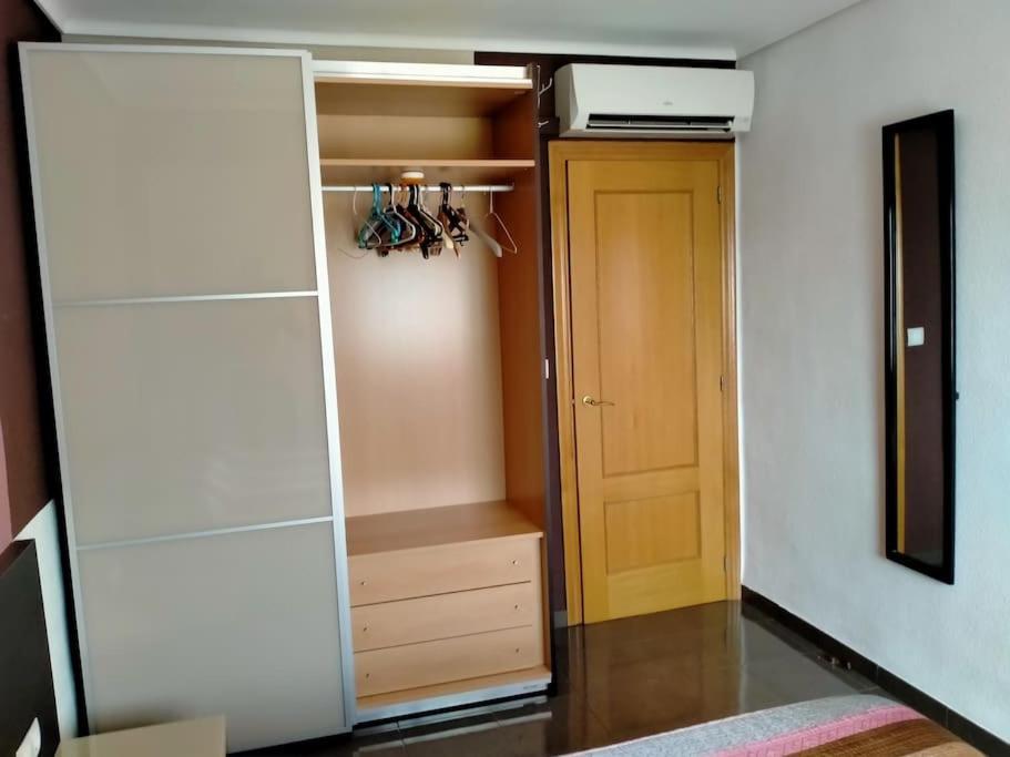 Zona Centro-Parking Gratuito Apartment Castellon de la Plana Luaran gambar